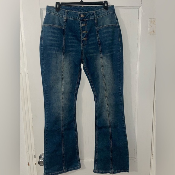 Denim - High rise Panelled Flare Jeans